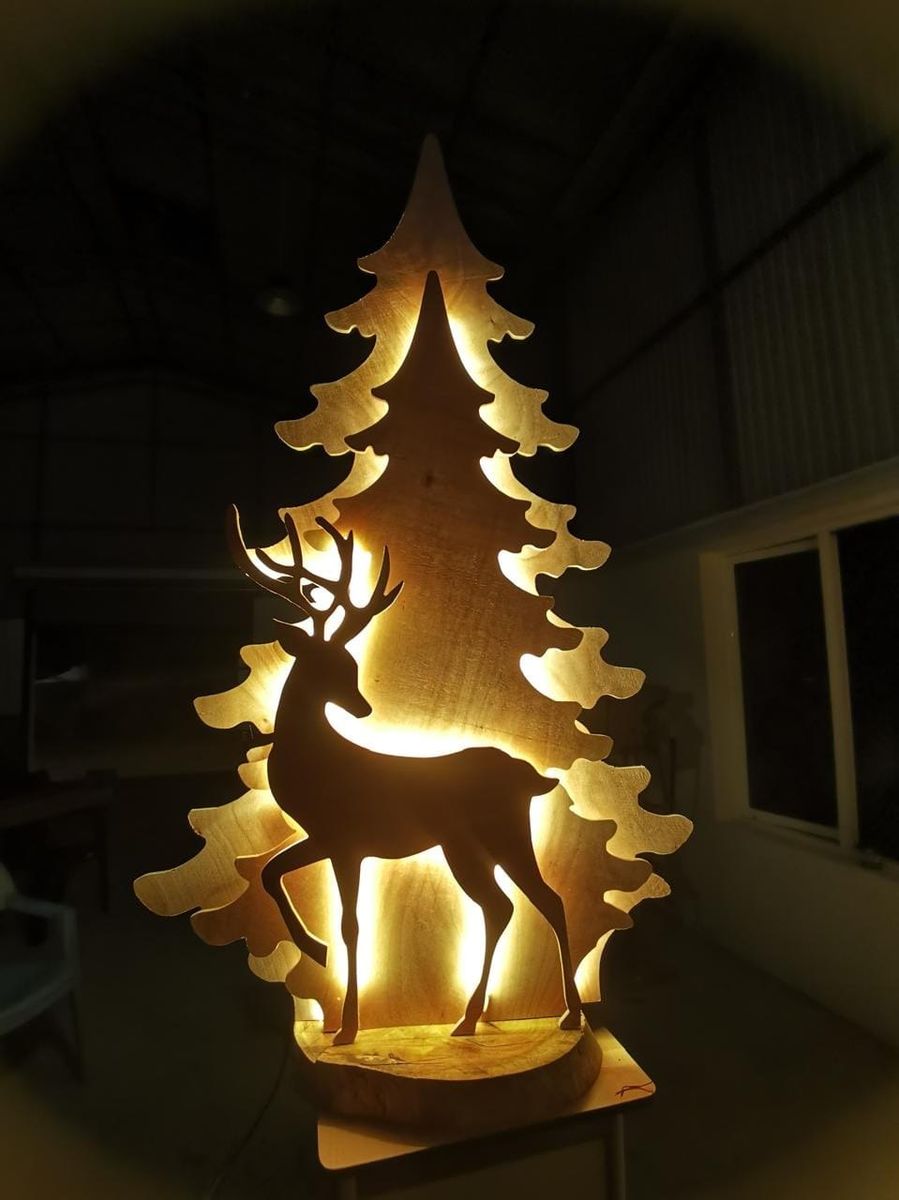 Backlit tree lamp